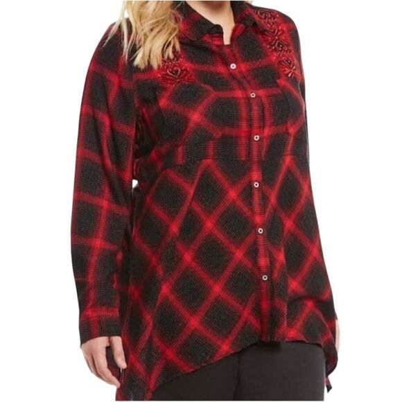 Westbound Plaid Embroidered Top Sharkbite Hem Red/Black Size Womens Small Petite - Picture 1 of 12
